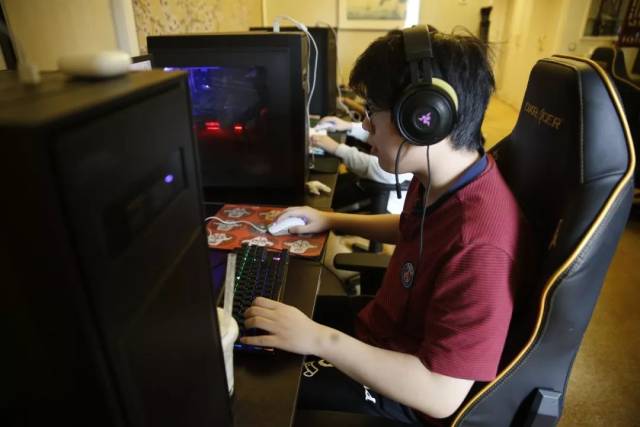 边卫回撤 边卫回撤