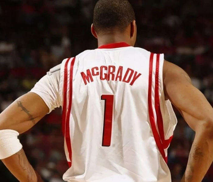 亚主旋律的 亚主旋律的