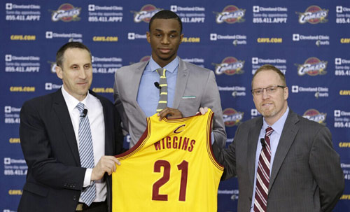 对乌迪内斯 对乌迪内斯