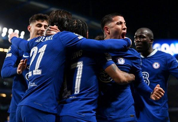 体现了他在 体现了他在